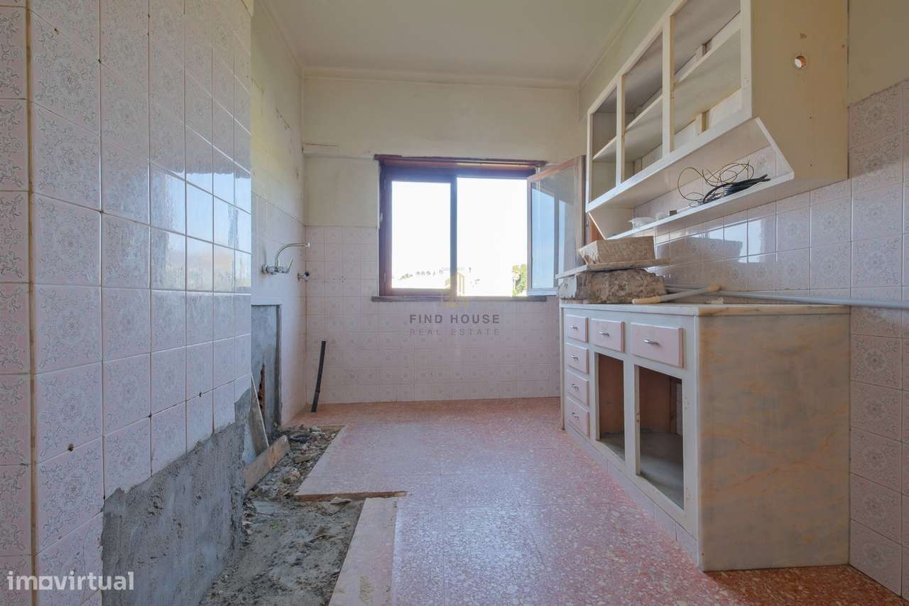 Apartamento T2 na zona da Figueirinha em Oeiras-19