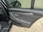 BMW Seria 5 520d Touring - 17