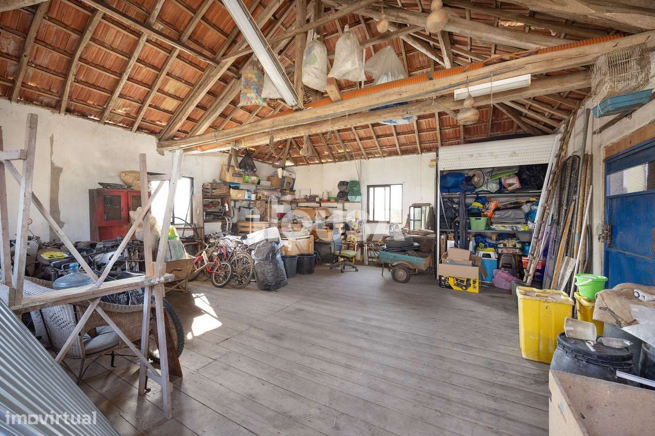 Moradia T3 com terreno de 2.157 m² – Raposeira, Colmeias | Leiria-38