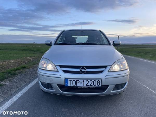 Opel Corsa 1.0 12V Cosmo - 10