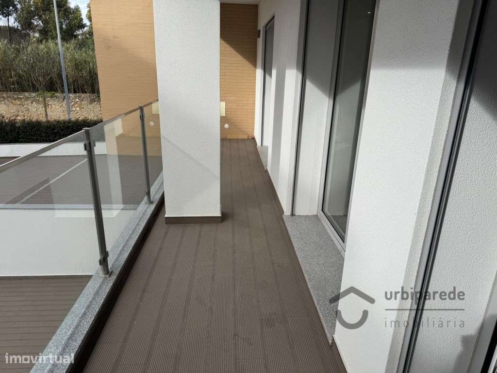 Apartamento T3 a estrear em Carcavelos-8