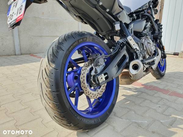 Yamaha MT - 27