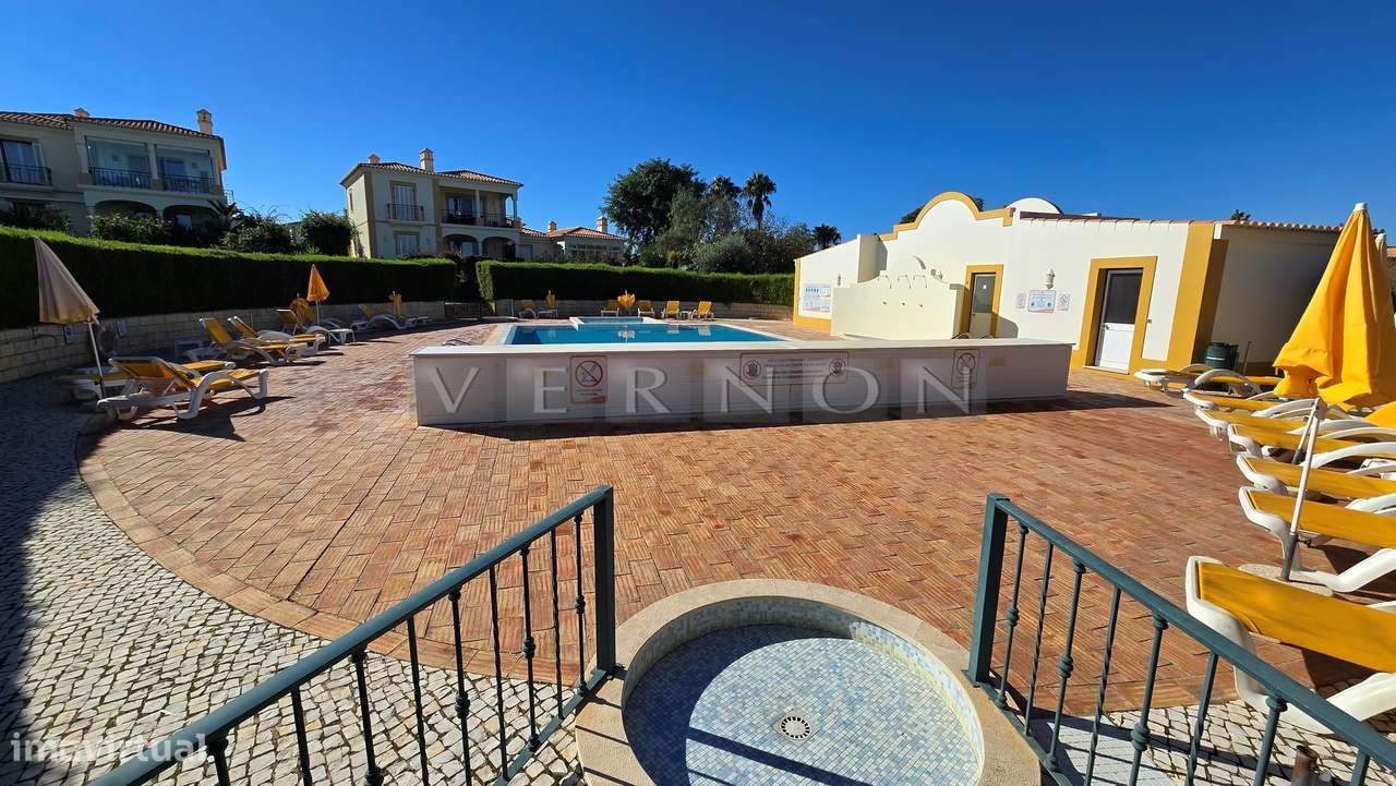 Apartamento de 2 quartos para venda no resort Gramacho Golf apenas a 1-29