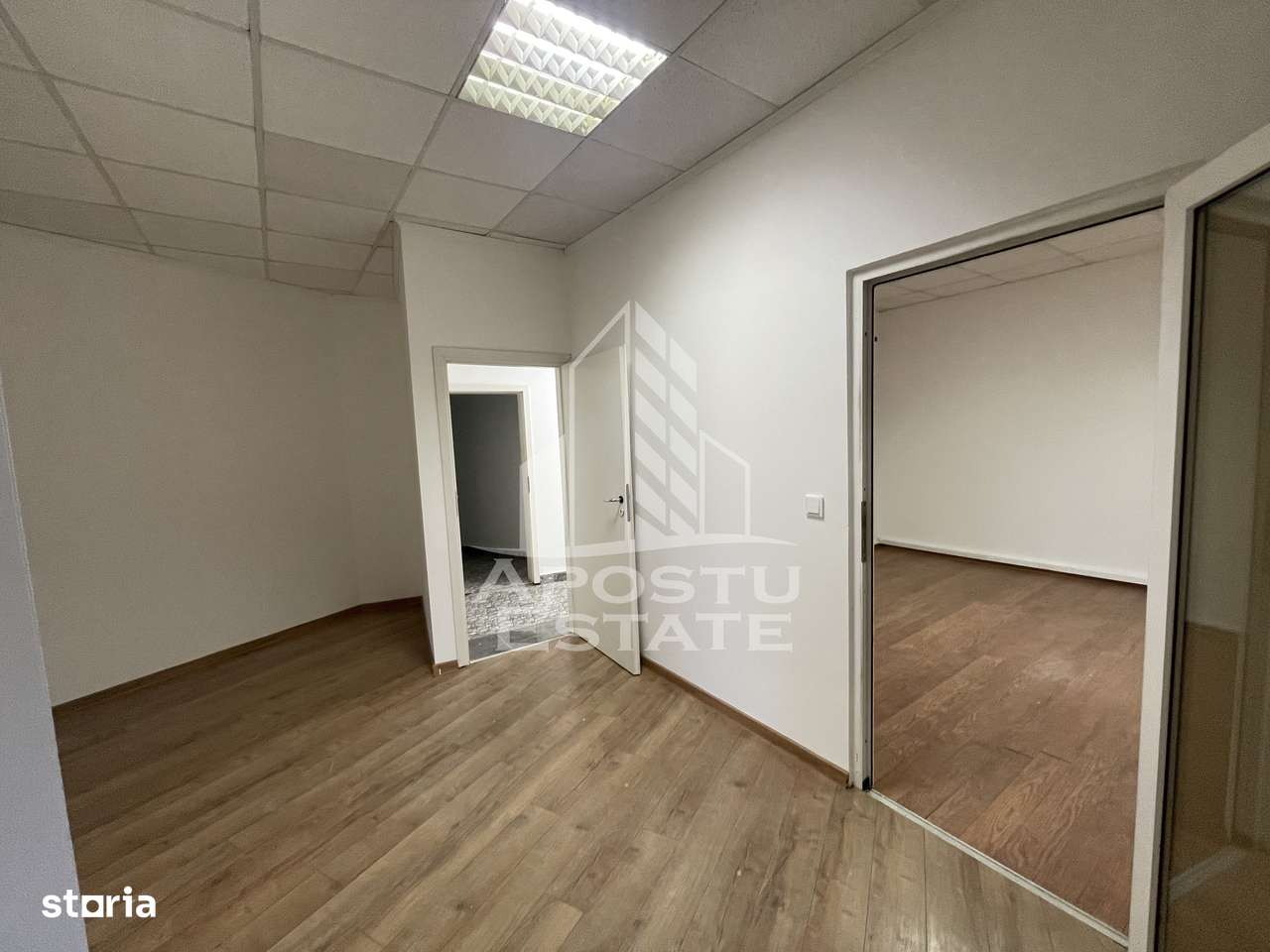 Spatiu comercial stradal, 222 mp, zona centrala Baile Neptun - Imagine principală: 3/14