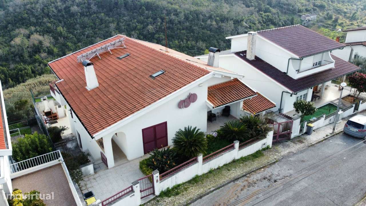 Moradia T6+3 c/ Piscina e Garagem - Coimbra-32