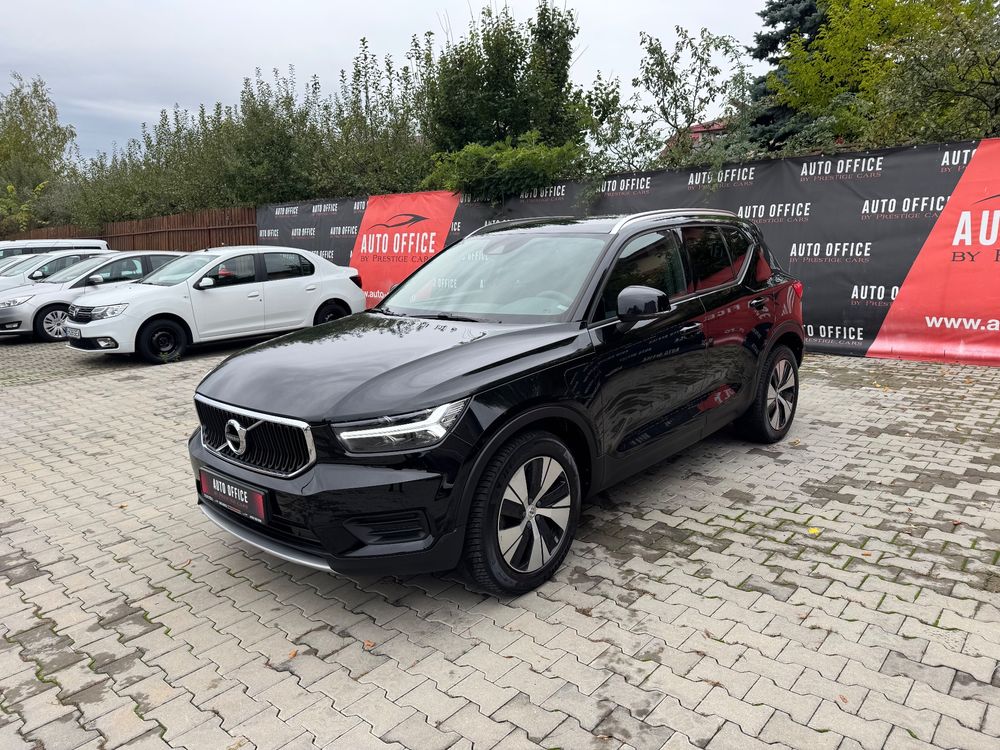 volvo xc-40   recharge t5 twin engine at7 inscription