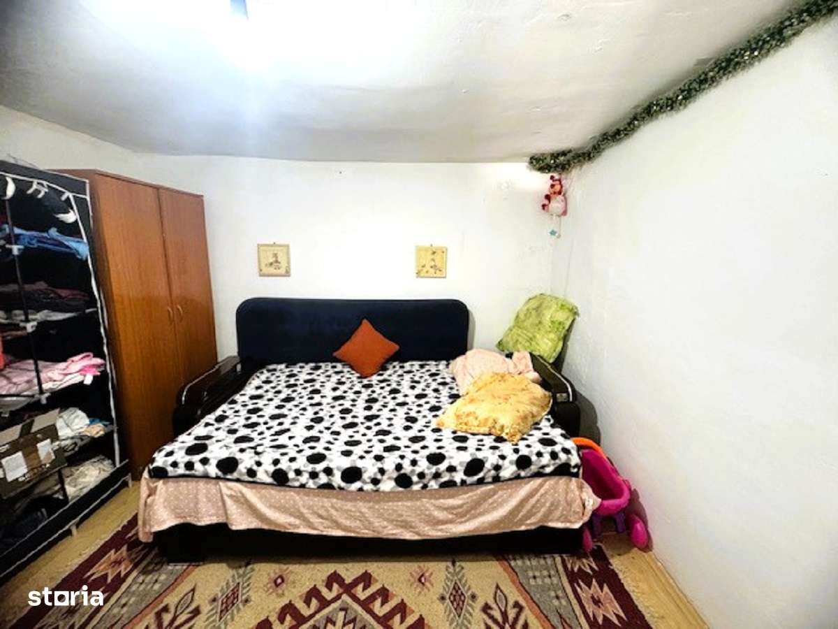 Casa in Slatina Str. Tudor Vladimirescu cu 303 mp teren - Imagine principală: 4/11