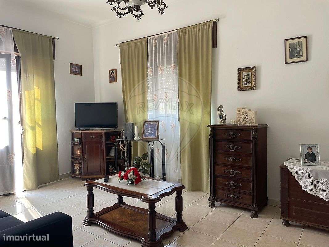 Moradia T1 para venda-8