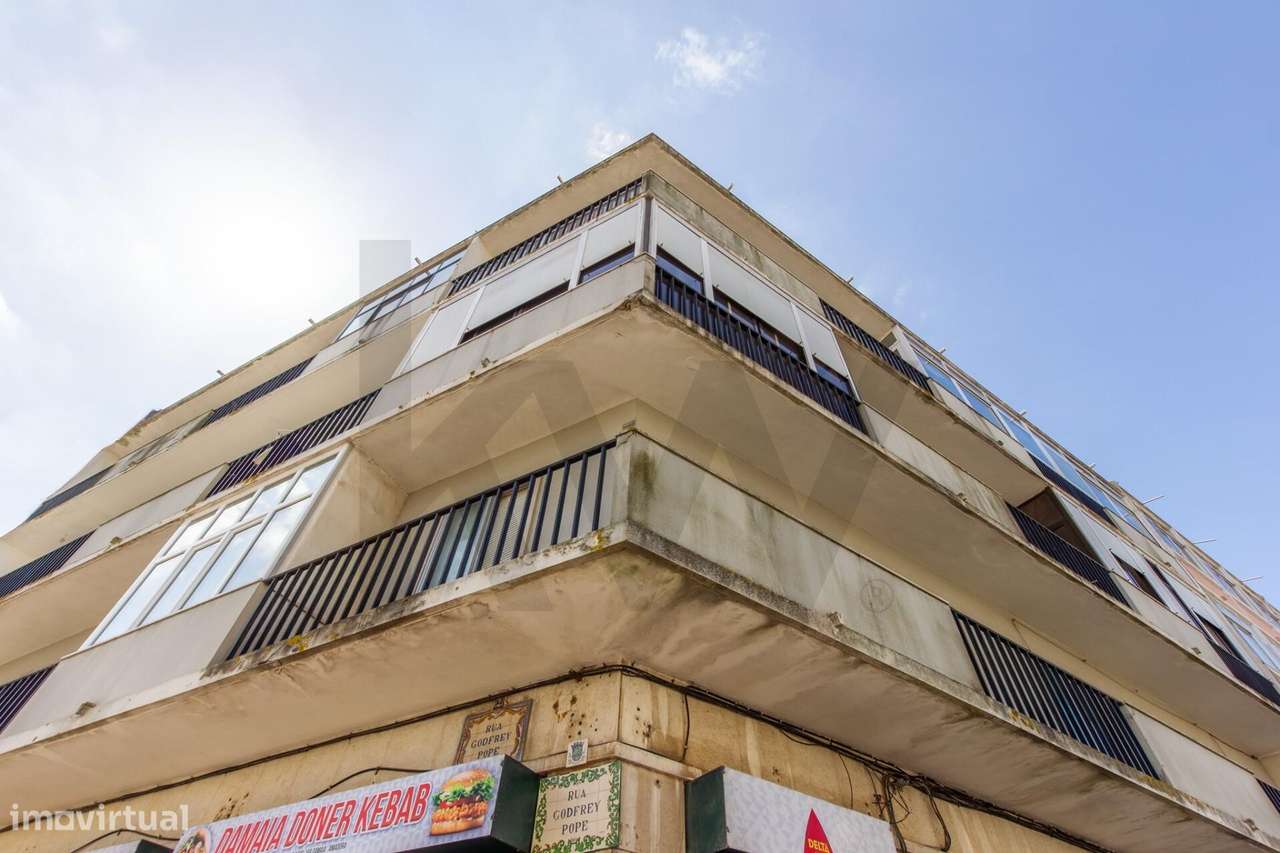 T4 em Fase Final de Remodelação  – Escolha os Últimos Acabamentos a-29