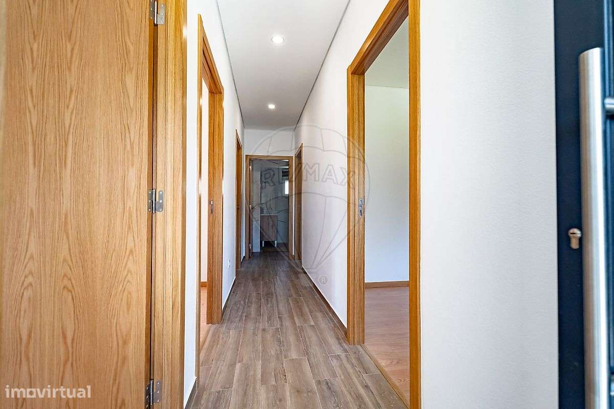 Moradia T2 para venda - Grande imagem: 5/48