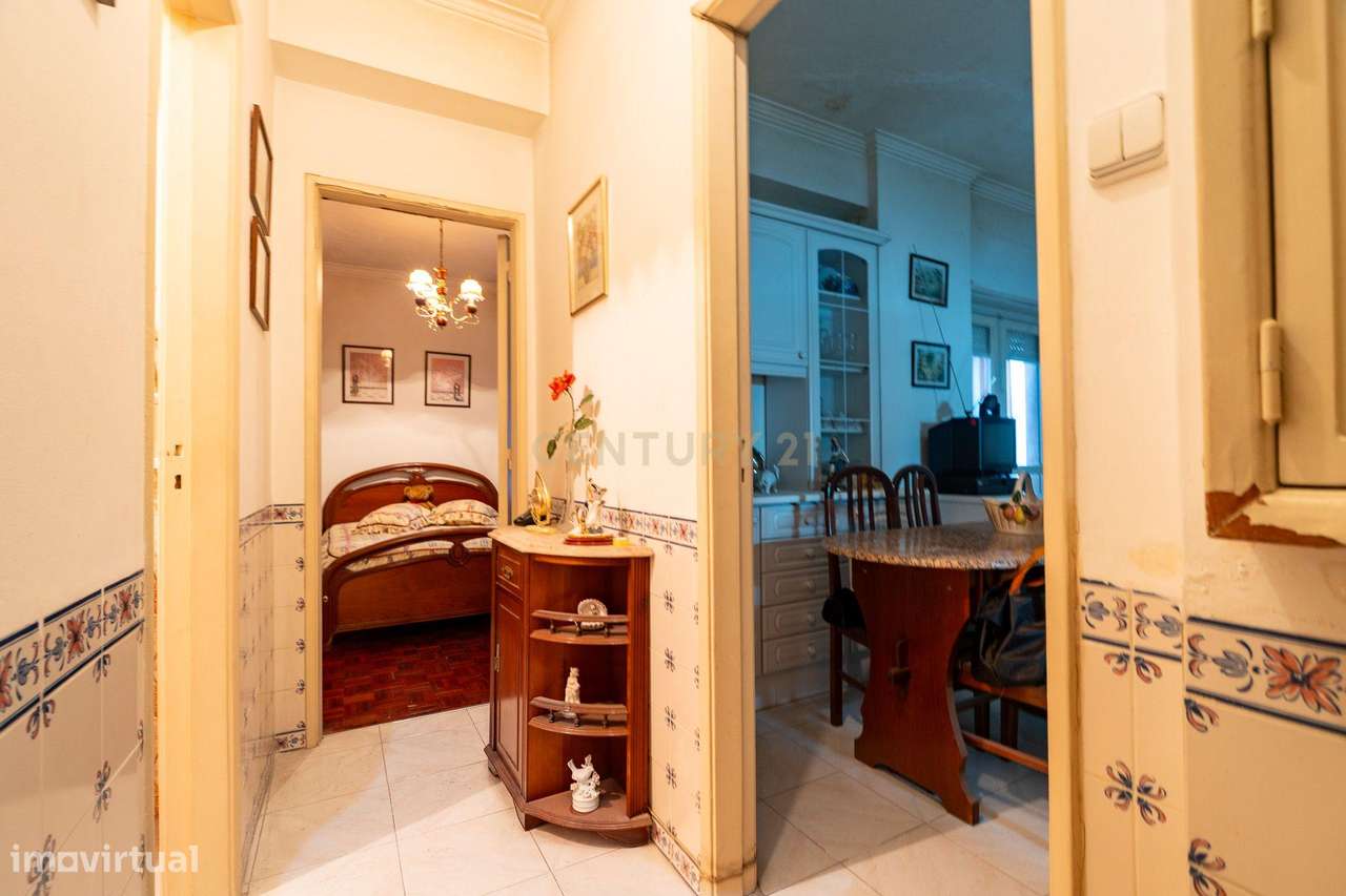 T0 transformado num T1 em Odivelas - Grande imagem: 4/19