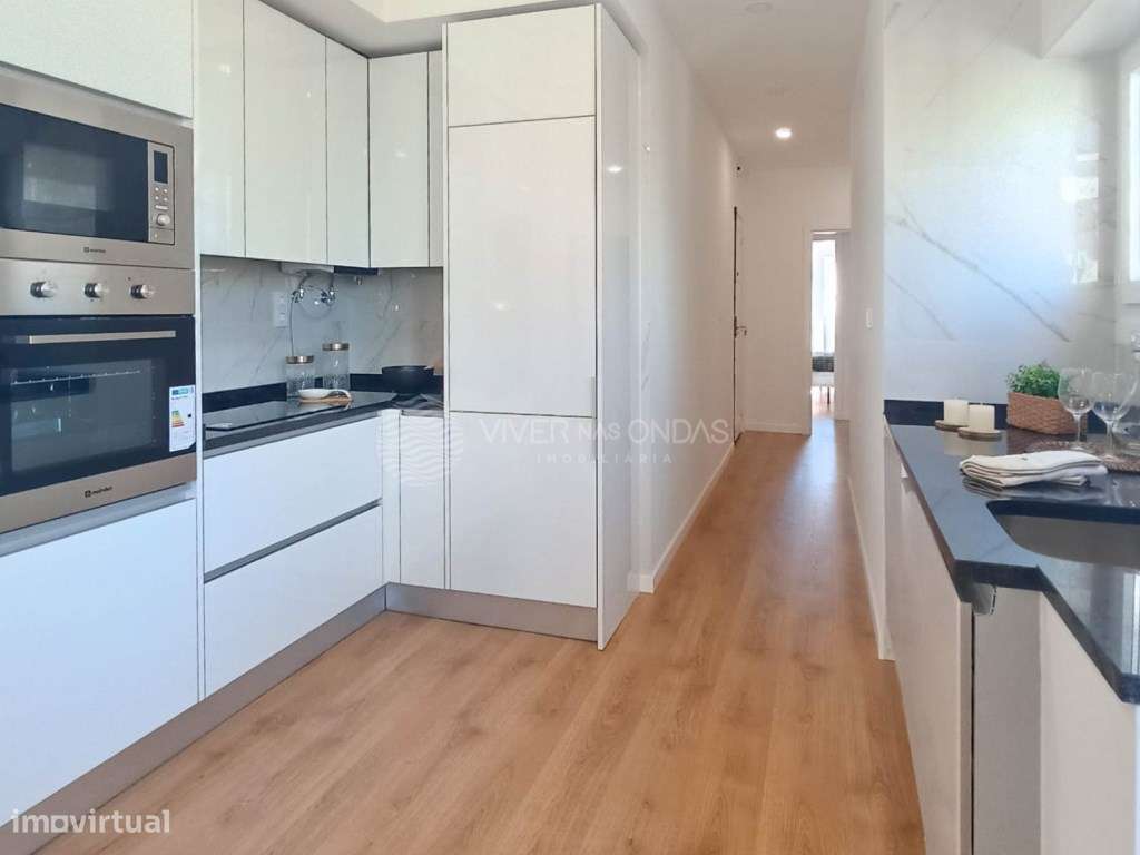 T2 de Excelência em Benfica com Arrecadação de 27 m² - Grande imagem: 3/27