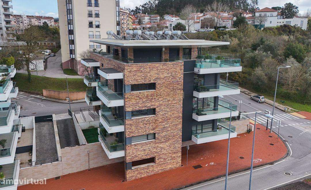 T2 com 2 Suites | Quinta da Boavista | Santo António dos Olivais | Coi-20