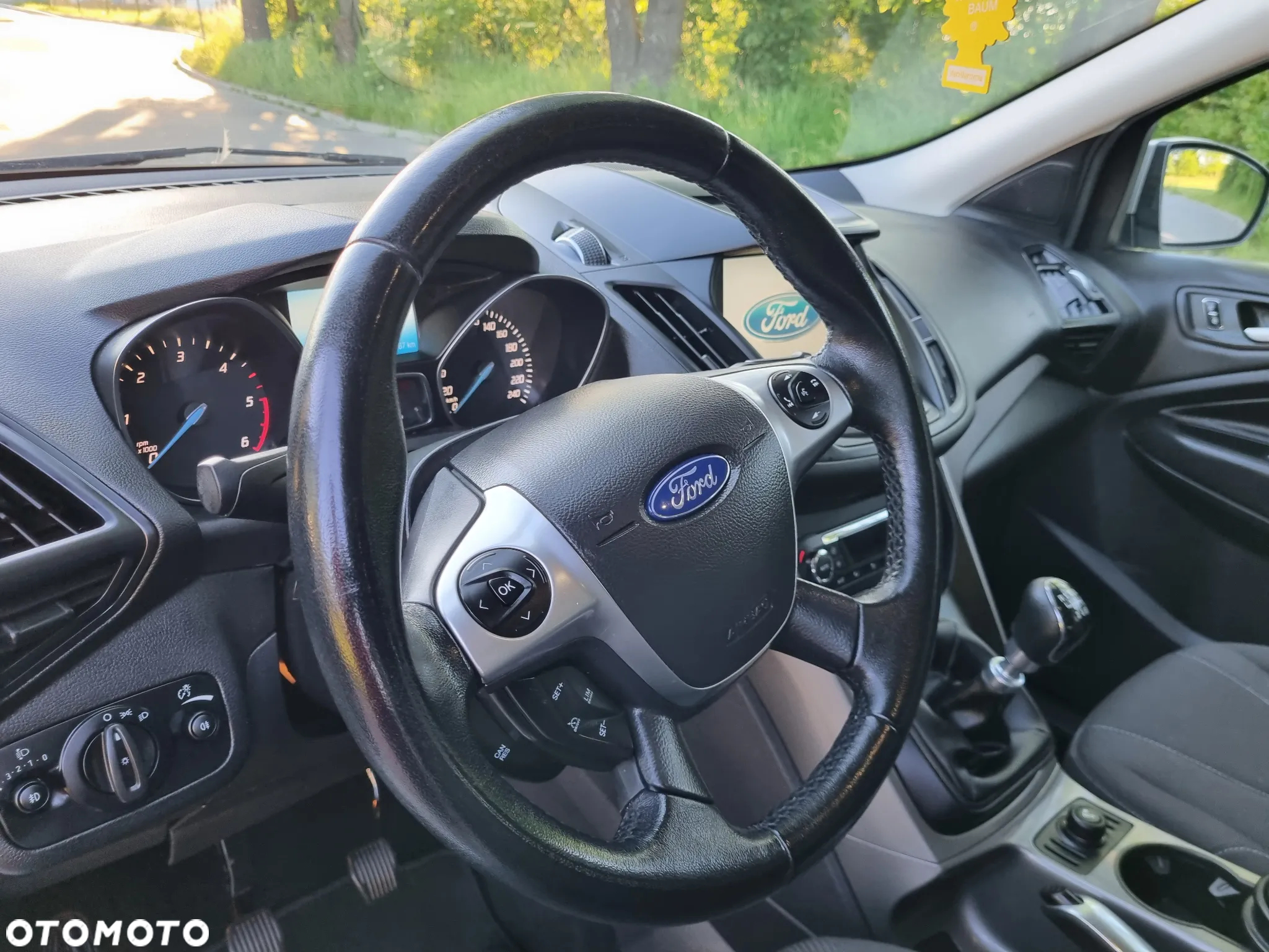 Ford Kuga 2.0 TDCi 2x4 SYNC - 30