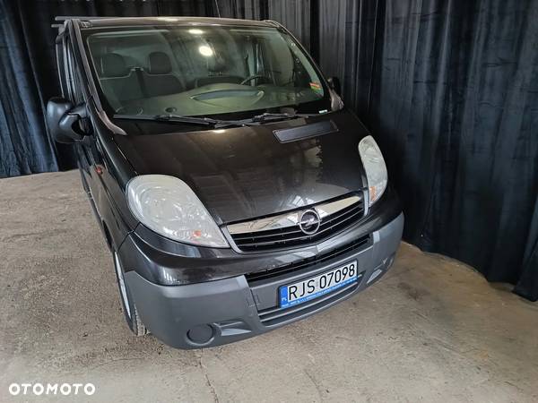 Opel Vivaro 2.0 CDTI 115 KM przebieg tylko 188000!!! Stan idealny bez wkładu finansowego, nowe opony, nowe hamulce. JAK NOWY !!! - 24