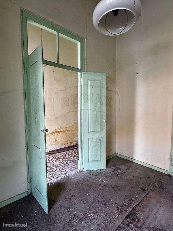 Moradia T4 para venda-23