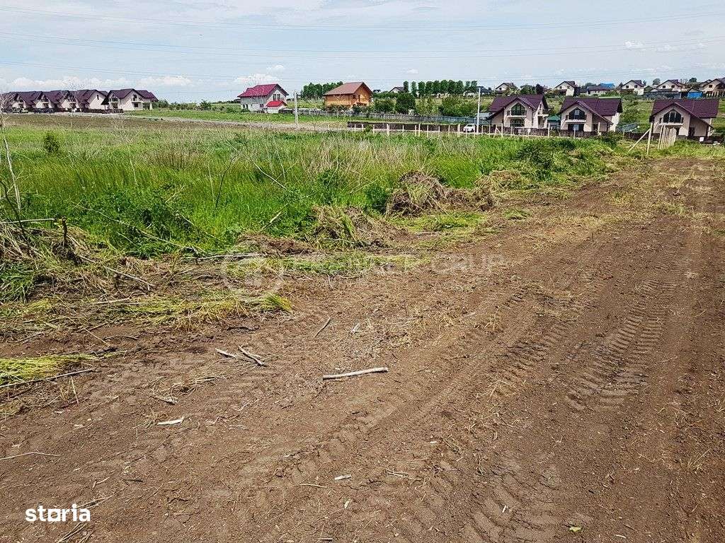 Teren intravilan, Miroslava, 560mp - Imagine principală: 3/5