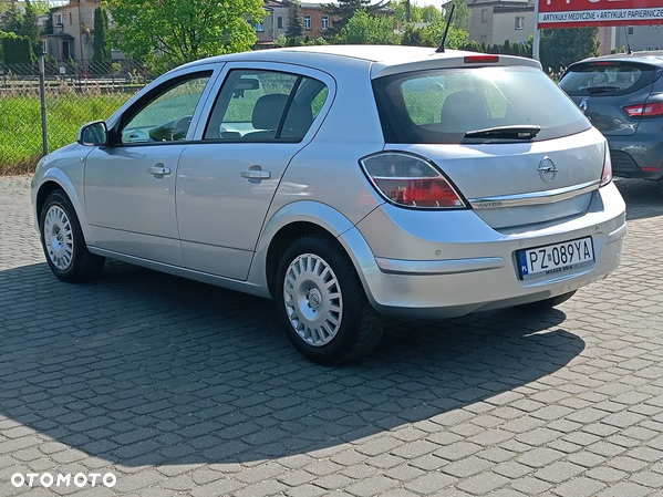 Opel Astra III 1.6 - 8