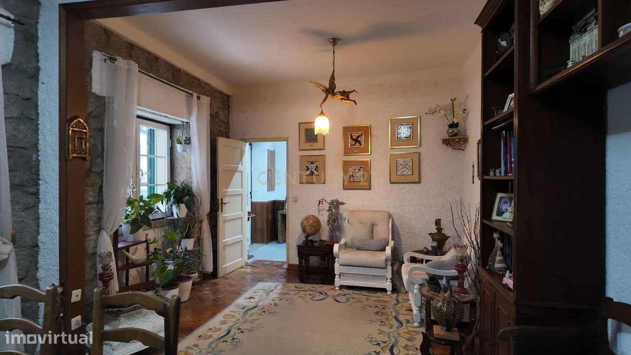 Excelente Oportunidade! Moradia em Castelo Branco-8