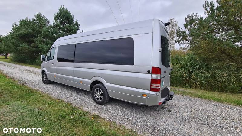 Mercedes-Benz Sprinter - 4