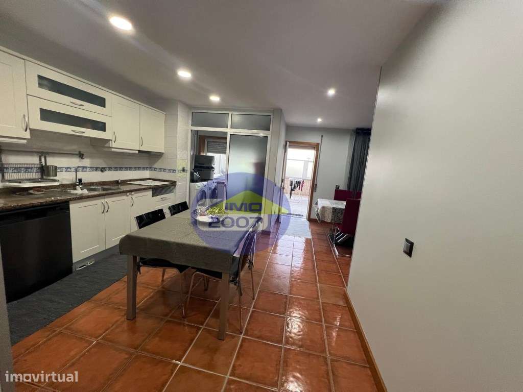 T2 Com Terraço Em Rio Meão-9