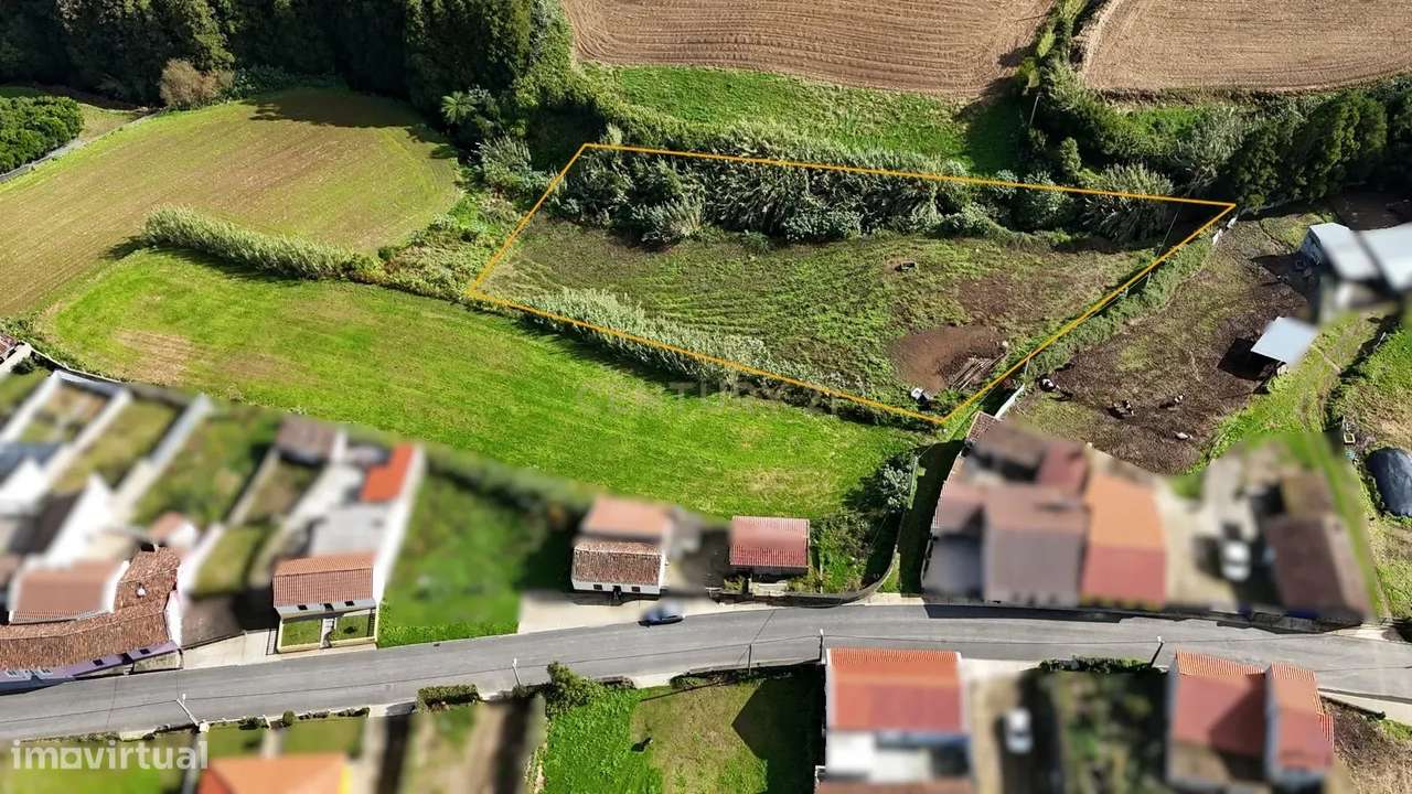 Terreno Rústico com 3.000 m2-0