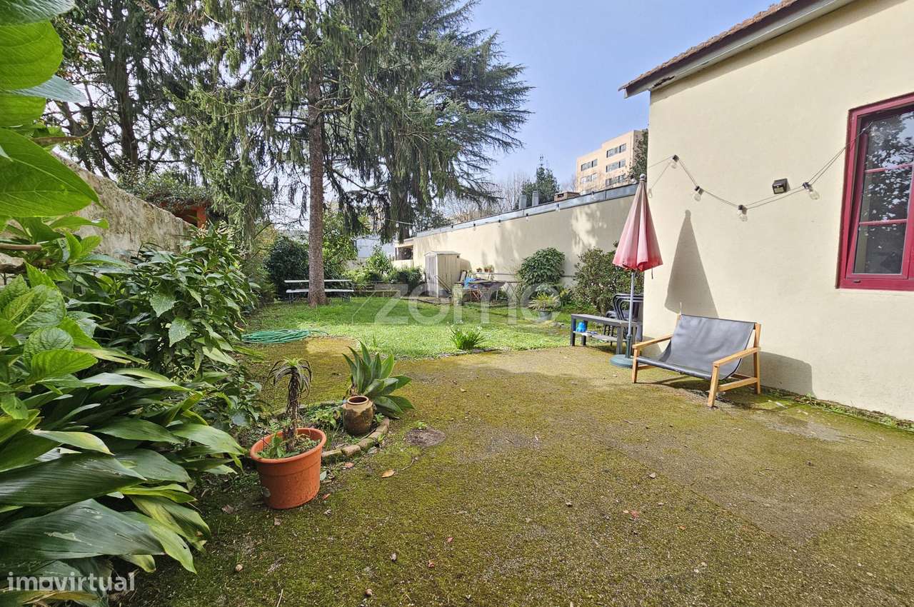 Moradia T4 com jardim junto ao jardim da Arca de Água - Grande imagem: 5/40