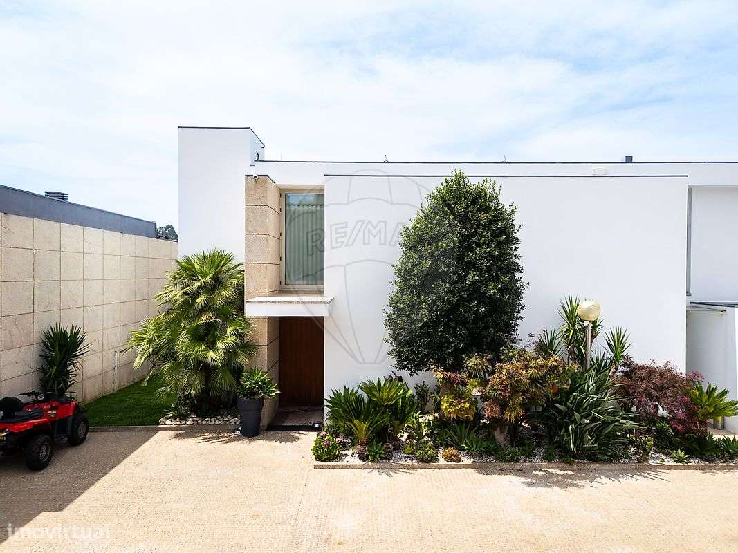 Moradia T4 para venda - Grande imagem: 2/32