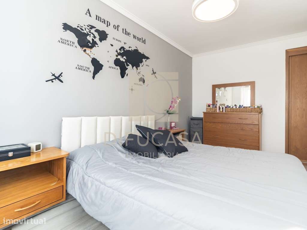 R363 APARTAMENTO T3 1º ANDAR AMORA-23