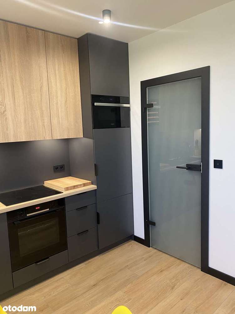 Centrum, parking, internet TV w cenie, brak czynszu, umeblowane nowe - Pełny obrazek: 4/16