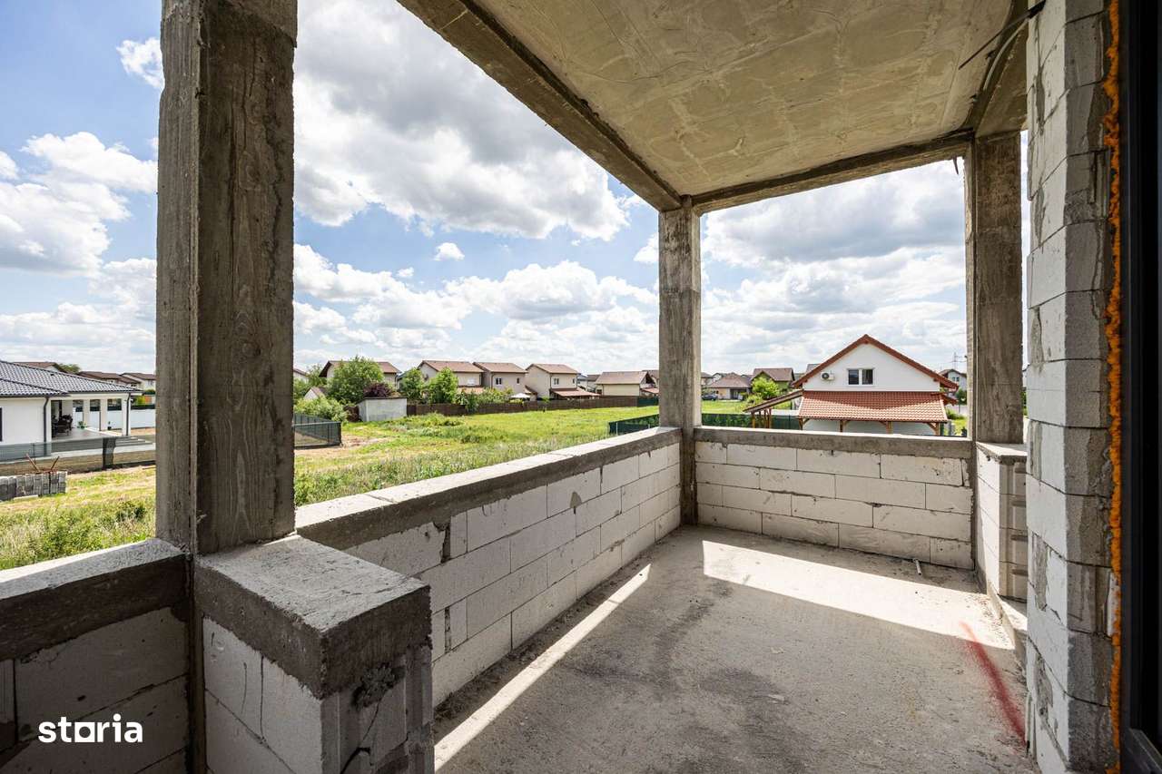 PROPRIETATE VÂNDUTĂ! Vilă spațioasă– Via Carmina, Arad. - Imagine principală: 5/11