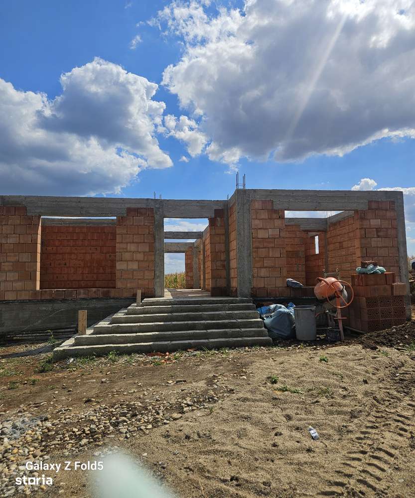 Casa NOUA plan parter in Nojorid - Imagine principală: 4/19