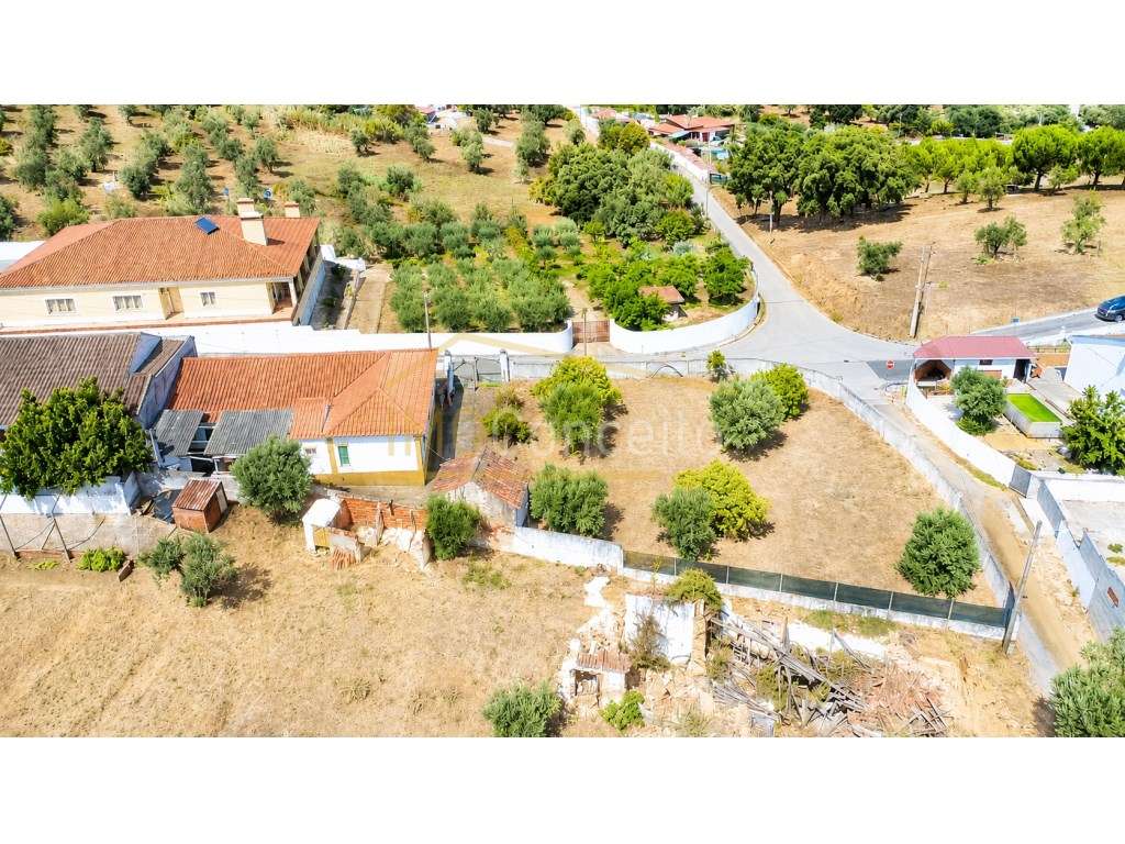 Moradia T4 com Quintal em Santa Margarida da Coutada Espaço e Tranq...-29