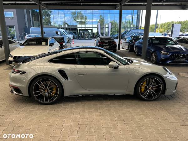 Porsche 911 Turbo S - 6