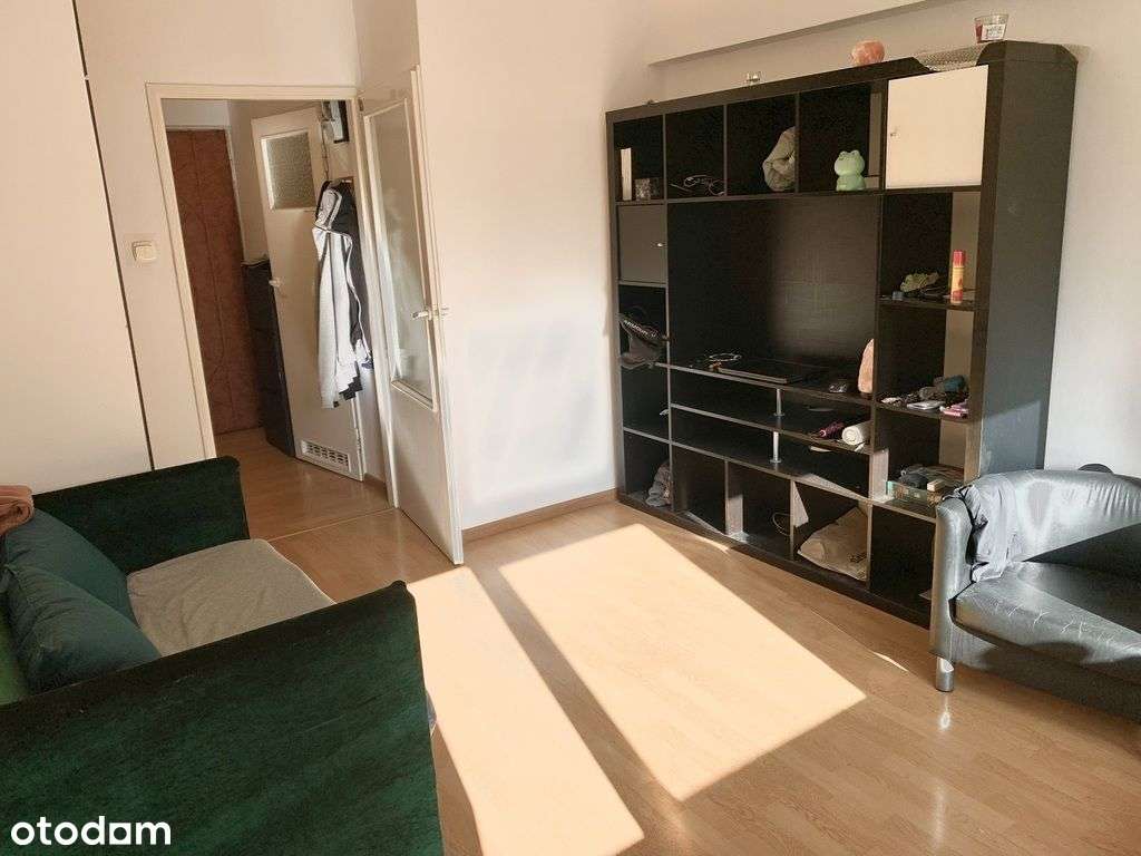 Kawalerka ścisłe centrum ul. Chmielna-9