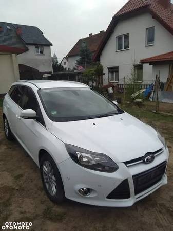 Ford Focus Turnier 2.0 TDCi DPF Titanium - 2