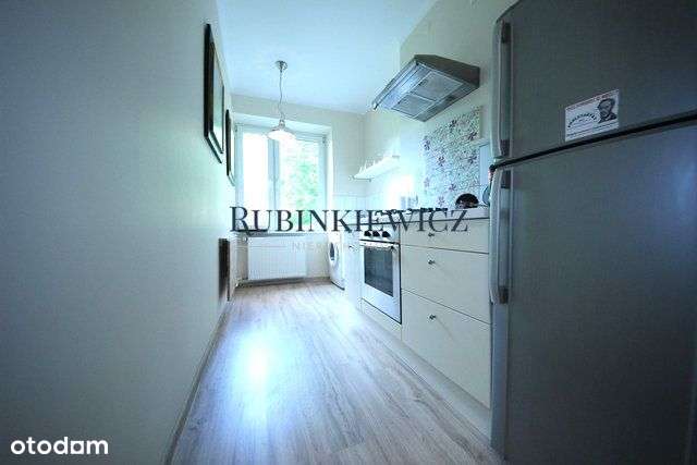 Stary Mokotów Tuż Przy Stacji Metra Racławicka-4