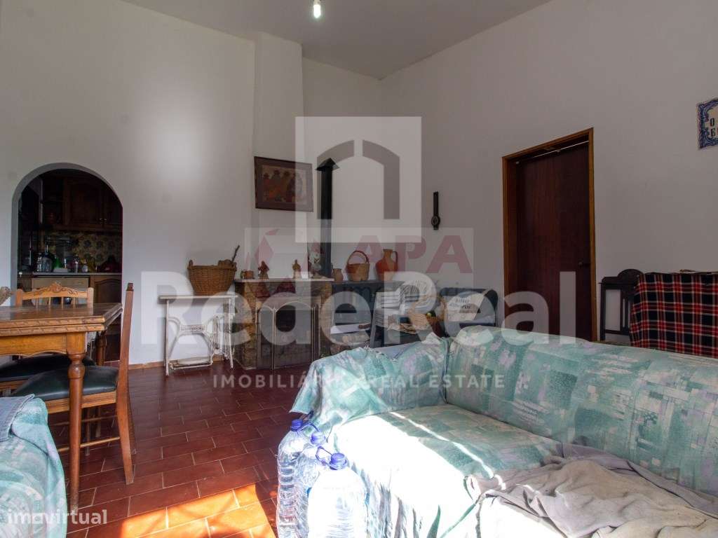 Moradia com 1. 556 hectares com furo e água da rede - Grande imagem: 2/26