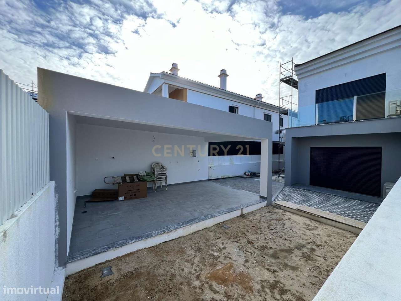Moderna Moradia T2 em Fernão Ferro, Seixal - 450.000€ - Grande imagem: 5/20