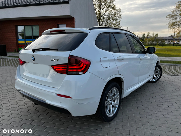 BMW X1 sDrive18d Sport Line - 14