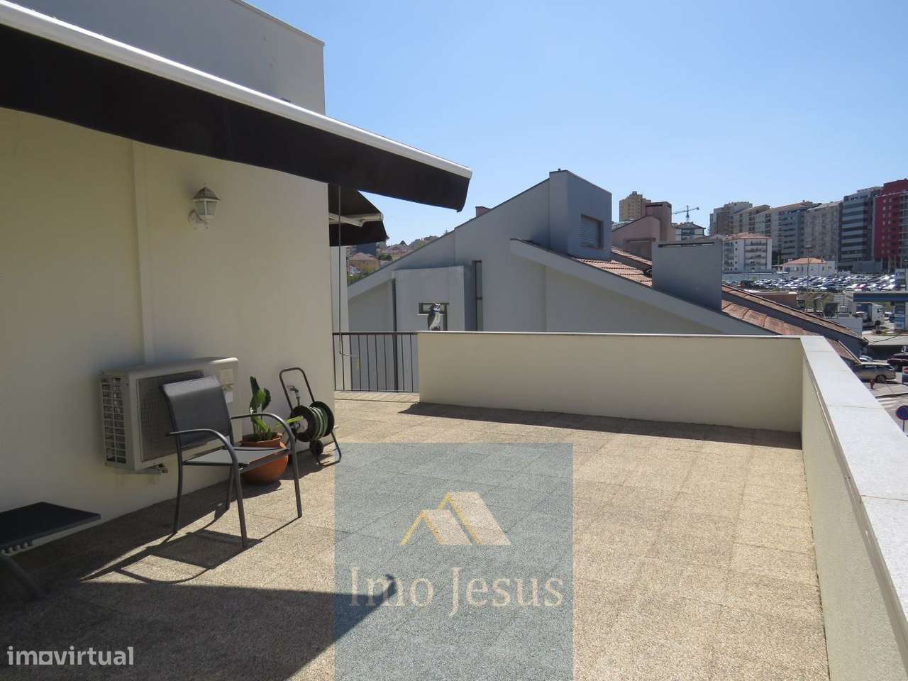 Moradia T5+2 Centro de Gaia-2