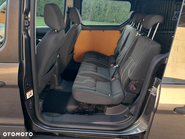 Ford Transit Connect - 12