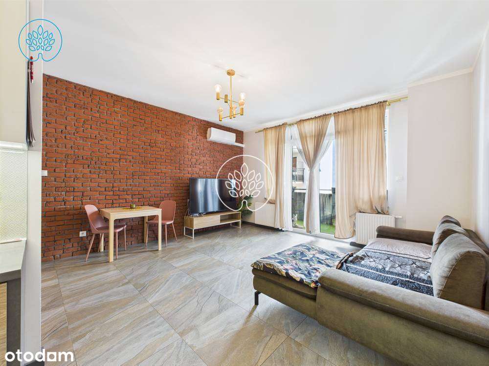Centrum . Apartament. I piętro. Winda. Balkon - Pełny obrazek: 2/11