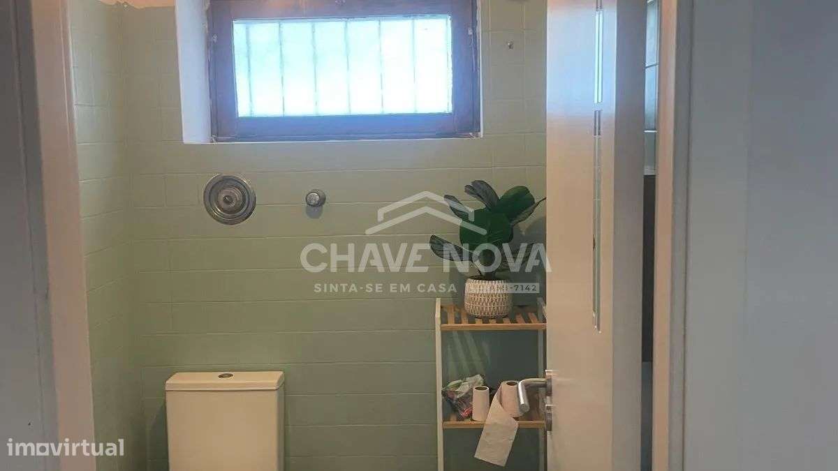 Moradia T4 Totalmente Remodelada em Águas Santas-19