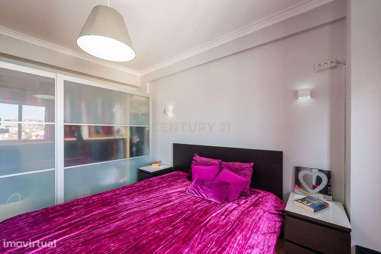 T2 com Terraço em São João da Talha-8