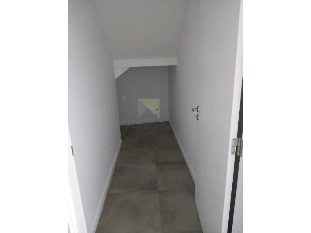 MORADIA T3 em Construção - Fernão Ferro-17