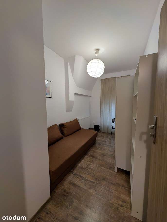 1 Maja , Katowice /7 pokoi / 2 łazienki/ gotowiec inwestycyjny-10