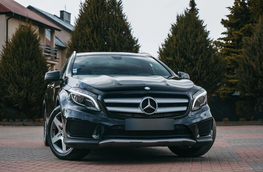 Mercedes-Benz GLA 180 AMG Line 2016