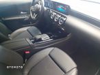 Mercedes-Benz CLA 180 Progressive 7G-DCT - 19