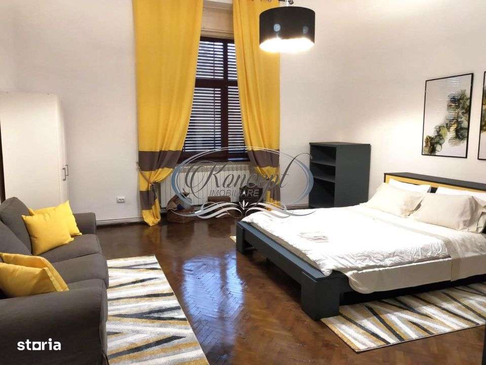 Apartament cu finisaje clasice in zona centrala - Imagine principală: 2/8